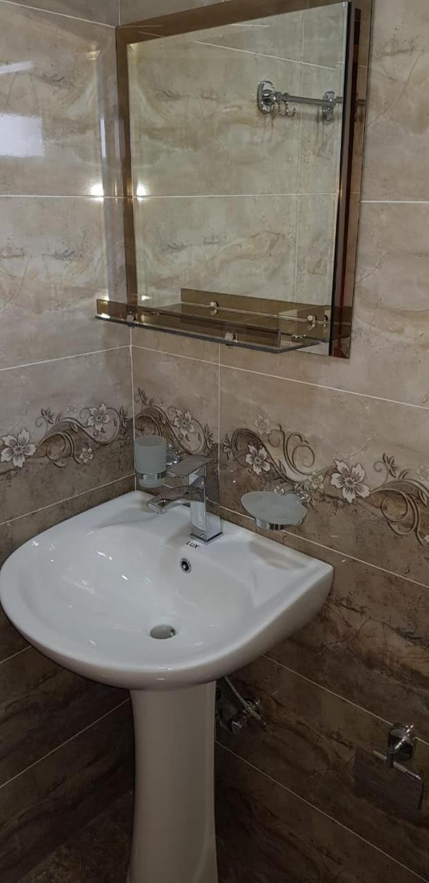 Sweet Night Hotel Kazbegi Bagian luar foto
